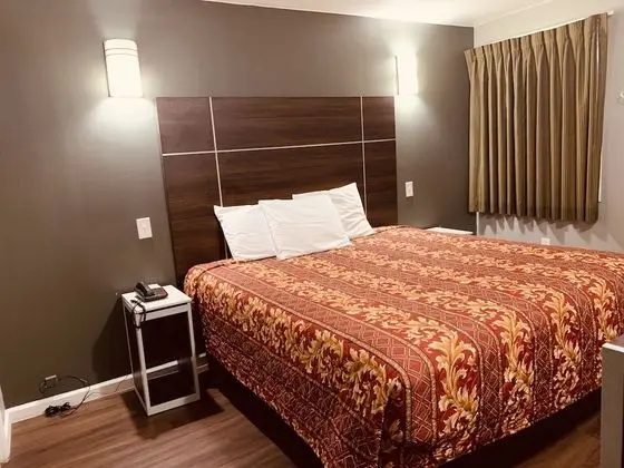 Oda, 1 En Büyük (King) Boy Yatak, Sigara İçilmez