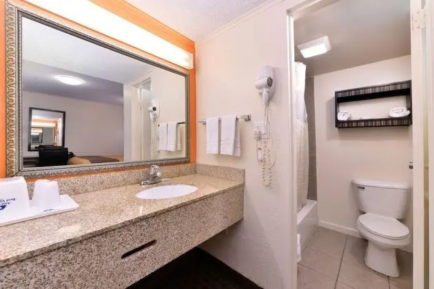 Oda, Birden Çok Yatak, Sigara İçilmez, Küçük Mutfak (3 Double Beds)