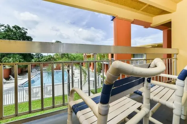 Oda, 1 En Büyük (King) Boy Yatak, Sigara İçilmez, Balkon