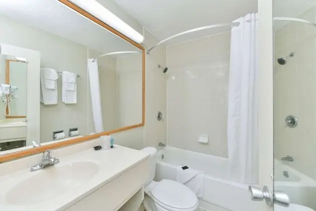 Oda, 1 En Büyük (King) Boy Yatak, Sigara İçilmez, Balkon