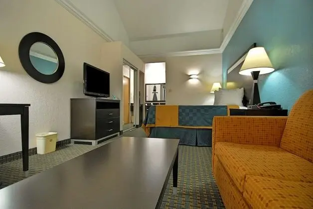 Oda, 1 En Büyük (King) Boy Yatak, Sigara İçilmez