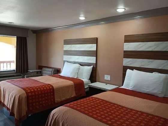 Oda, 2 Çift Kişilik Yatak