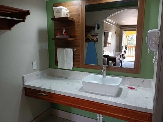 Oda, 2 Çift Kişilik Yatak