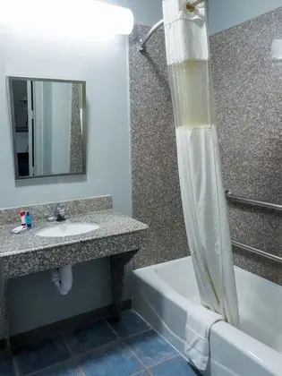Süit, 1 Büyük (Queen) Boy Yatak, Sigara İçilmez (Jacuzzi)