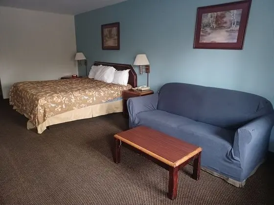 Süit, 1 En Büyük (King) Boy Yatak, Sigara İçilebilir