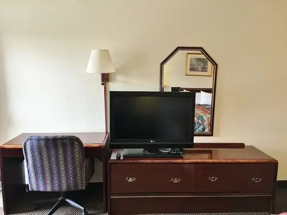 Süit, 1 En Büyük (King) Boy Yatak, Sigara İçilmez