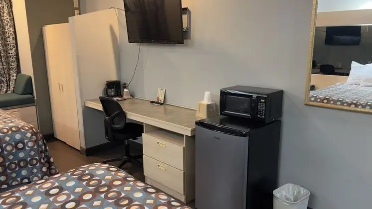 Oda, 2 Büyük (Queen) Boy Yatak, Sigara İçilmez