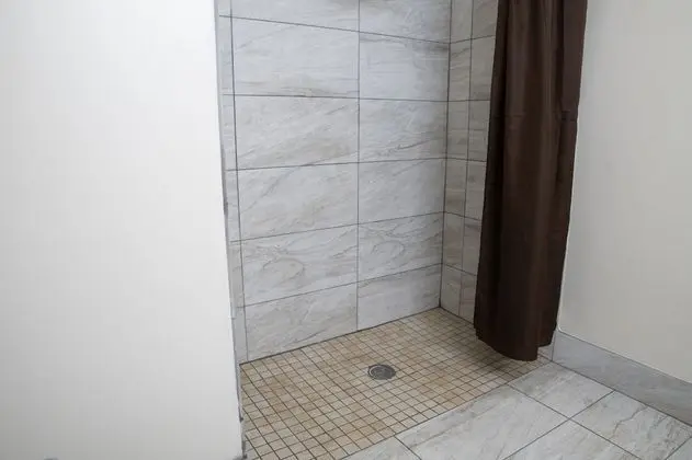 Standard Oda, 1 En Büyük (King) Boy Yatak, Engellilere Uygun, Sigara İçilmez