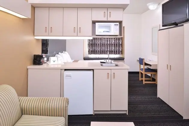 Süit, 1 En Büyük (King) Boy Yatak, Sigara İçilmez