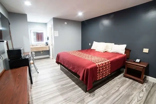 Oda, 1 En Büyük (King) Boy Yatak, Sigara İçilebilir