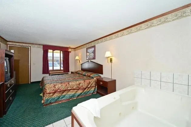 Oda, 1 En Büyük (King) Boy Yatak, Sigara İçilmez (Jacuzzi)