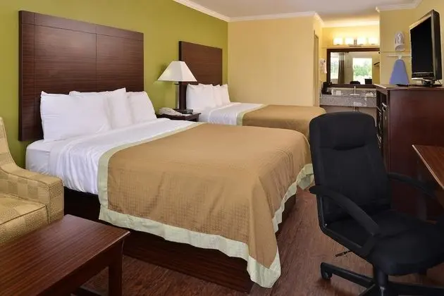 Oda, Birden Çok Yatak, Sigara İçilmez (3 Double Beds)