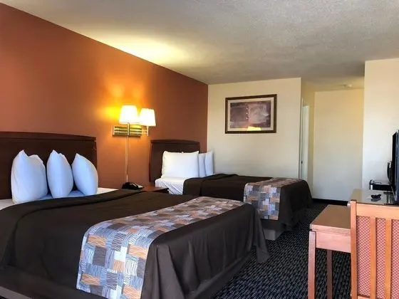 Oda, 2 Çift Kişilik Yatak, Sigara İçilmez