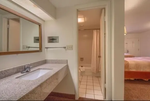 Standard Oda, Sigara İçilebilir (3 Double Beds)