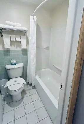 Oda, 1 En Büyük (King) Boy Yatak ve Çekyat, Sigara İçilmez (Rustic)
