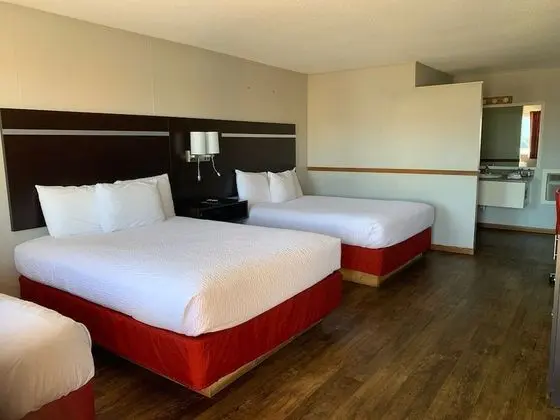 Oda, Sigara İçilmez (2 Queen Beds and 1 Twin Bed)