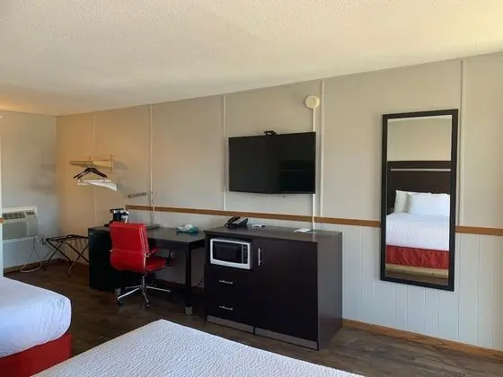 Oda, Sigara İçilmez (2 Queen Beds and 1 Twin Bed)