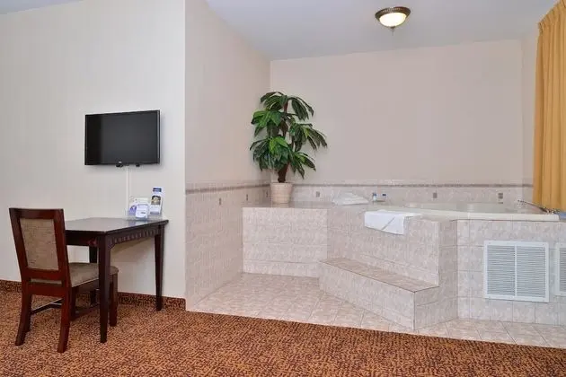 Süit, 1 En Büyük (King) Boy Yatak (Jacuzzi)