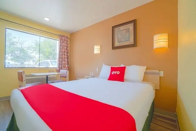 Oda, 1 Büyük (Queen) Boy Yatak