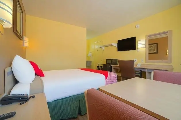 Oda, 1 Büyük (Queen) Boy Yatak