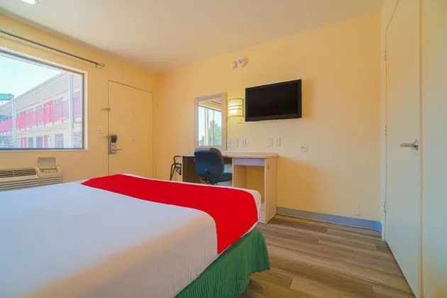 Oda, 1 Büyük (Queen) Boy Yatak, Engellilere Uygun