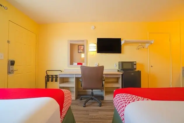 Oda, 2 Çift Kişilik Yatak