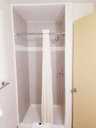Süit, Sigara İçilmez (3 Queen Beds)
