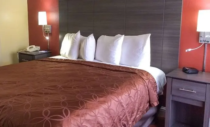 Standard Oda, 1 En Büyük (King) Boy Yatak, Engellilere Uygun, Sigara İçilmez