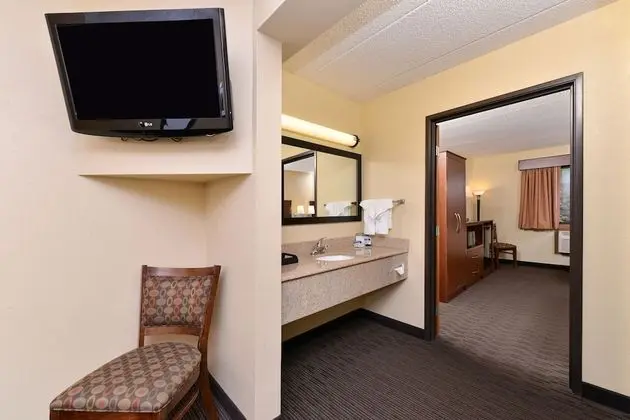 Süit, 1 En Büyük (King) Boy Yatak, Sigara İçilmez