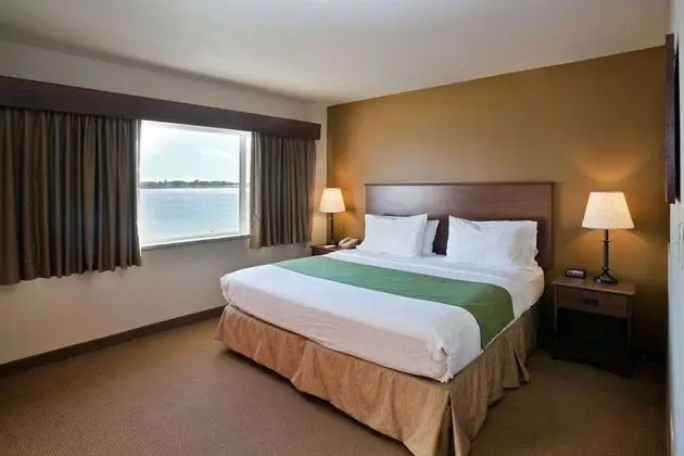 Oda, 1 En Büyük (King) Boy Yatak, Engellilere Uygun, Sigara İçilmez (River View)