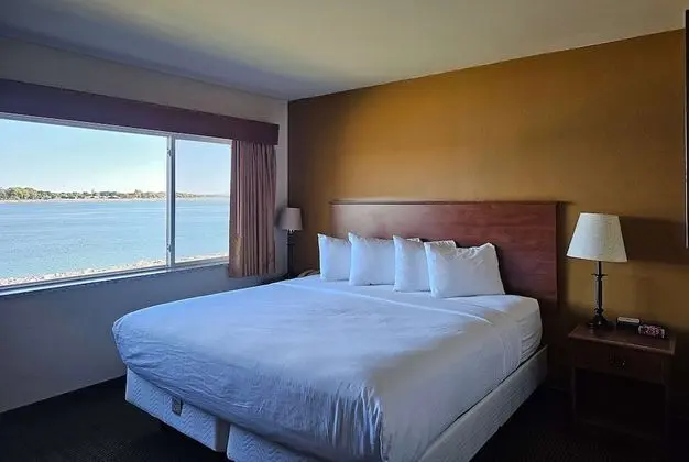 Süit, 1 En Büyük (King) Boy Yatak, Sigara İçilmez (One-Bedroom, River View)