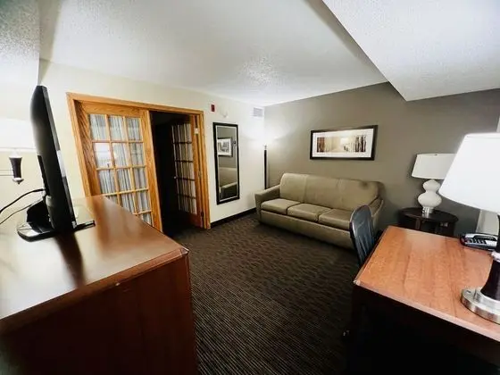 Süit, 1 En Büyük (King) Boy Yatak, Sigara İçilmez