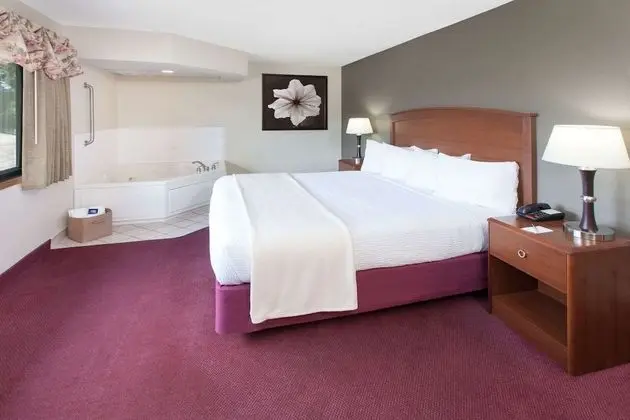 Süit, 1 En Büyük (King) Boy Yatak, Sigara İçilmez (One-Bedroom)