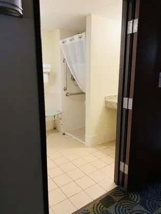 Oda, 1 En Büyük (King) Boy Yatak, Engellilere Uygun, Sigara İçilmez (Mobility)