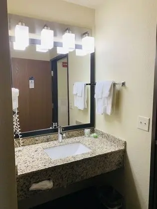 Oda, 1 En Büyük (King) Boy Yatak, Sigara İçilmez