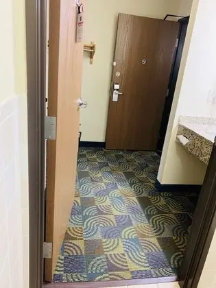 Oda, 2 Büyük (Queen) Boy Yatak, Sigara İçilmez