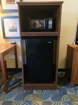 Oda, 2 Büyük (Queen) Boy Yatak, Sigara İçilmez