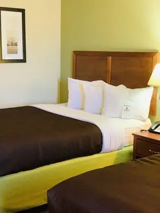 Oda, 2 Büyük (Queen) Boy Yatak, Sigara İçilmez