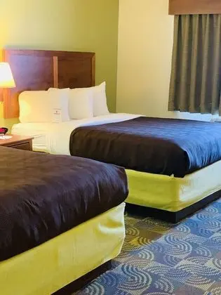 Oda, 2 Büyük (Queen) Boy Yatak, Sigara İçilmez