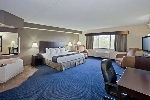 Deluxe Oda, 1 En Büyük (King) Boy Yatak