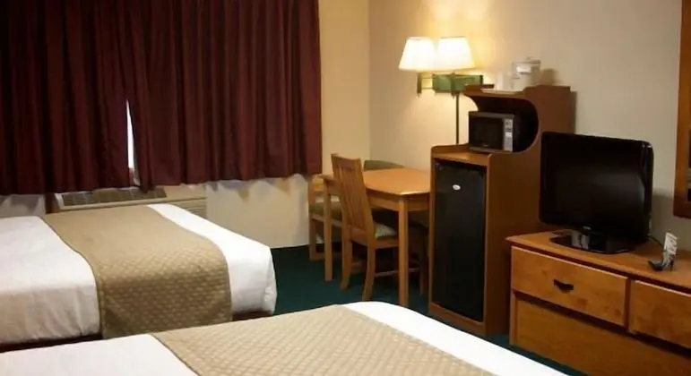 Oda, 2 Büyük (Queen) Boy Yatak, Sigara İçilmez