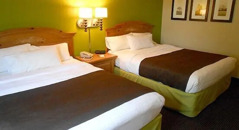 Oda, 2 Büyük (Queen) Boy Yatak, Sigara İçilmez