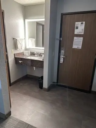 Süit, 1 En Büyük (King) Boy Yatak, Sigara İçilmez (One Bedroom, Second Floor)