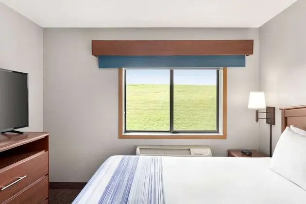 Business Süit, 1 Yatak Odası, Sigara İçilmez (Second Floor, 1 King Bed)