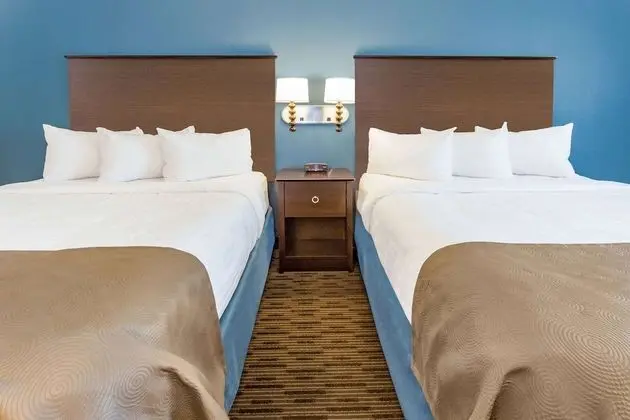 Oda, 2 Büyük (Queen) Boy Yatak, Sigara İçilmez