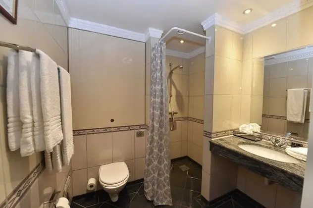 Standard Tek Büyük veya İki Ayrı Yataklı Oda