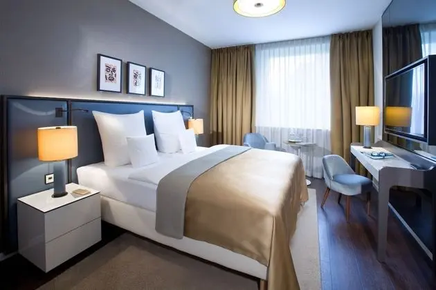 Deluxe Tek Büyük Yataklı Oda, 1 Çift Kişilik Yatak, Nehir Manzaralı