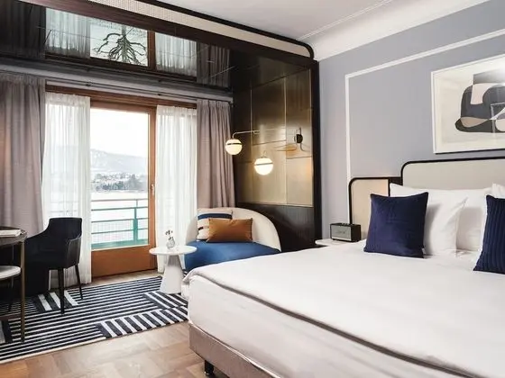 Premium Tek Büyük Yataklı Oda, Göl Manzaralı