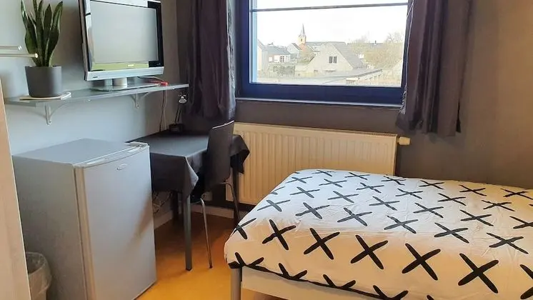 Comfort Tek Büyük veya İki Ayrı Yataklı Oda