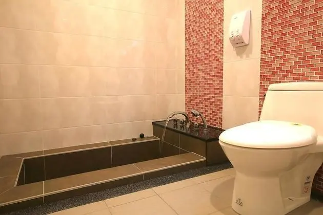 Deluxe Tek Büyük Yataklı Oda, Sıcak Su Havuzu